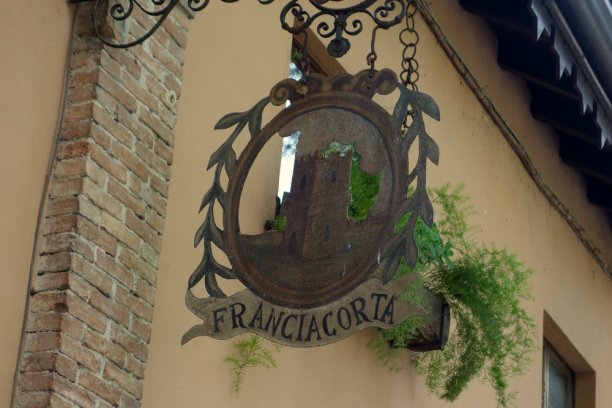 Vinets väg i Franciacorta